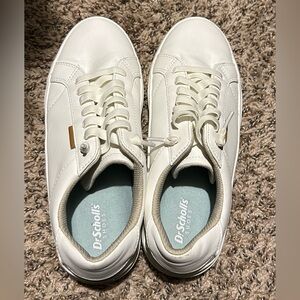 Dr. Scholl's Cream Casual Sneakers